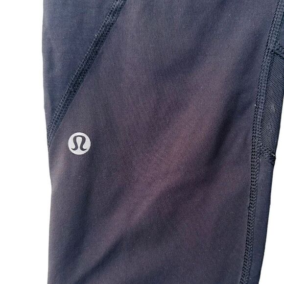 LULULEMON ATHLETICA Black High Rise Crop Leggings Lululemon Mesh Zipper Pockets - Picture 8 of 9